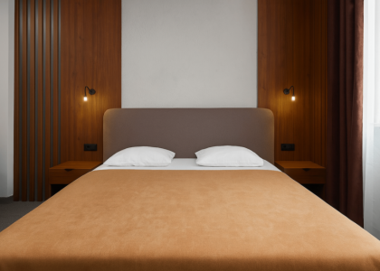 room 73 thumbnail 3